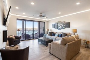 TV, fireplace - Waterview Retreat in Osage Beach with Public Dock and Community Pool (Osage Beach)