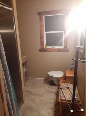 Shower, towels, soap, shampoo