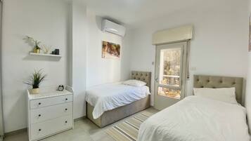 4 dormitorios, tabla de planchar con plancha, wifi y ropa de cama