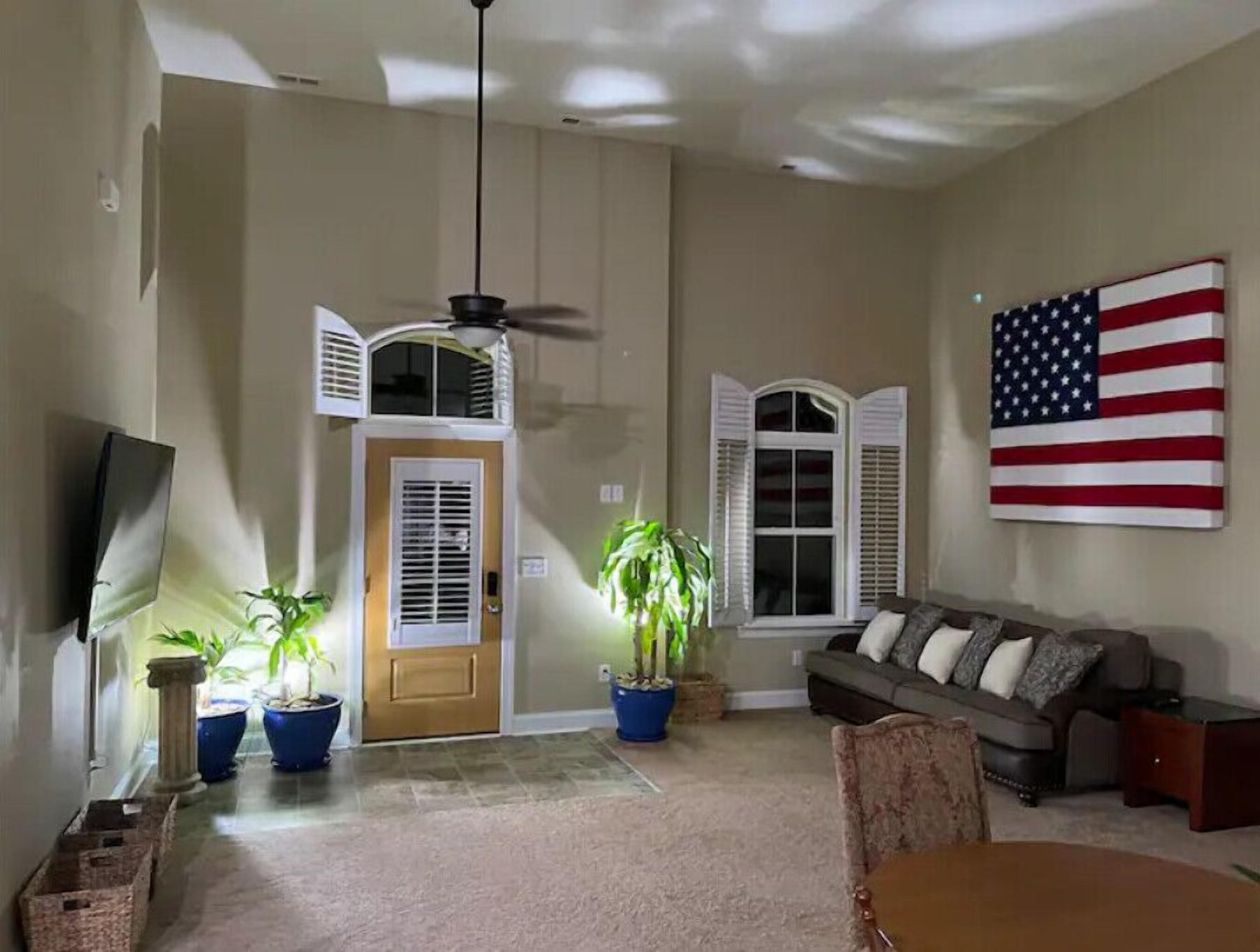 Cheerful 3 bedroom Get Away