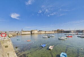 Marina - -AR MEN- T2 AVEC TERRASSE VUE MER - PLAGE À 50 M (Concarneau)