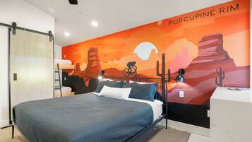 1 habitación, escritorio, tabla de planchar con plancha y wifi