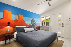 1 dormitorio, escritorio, tabla de planchar con plancha y wifi