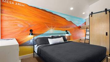 1 slaapkamer, een bureau, een strijkplank/strijkijzer, wifi