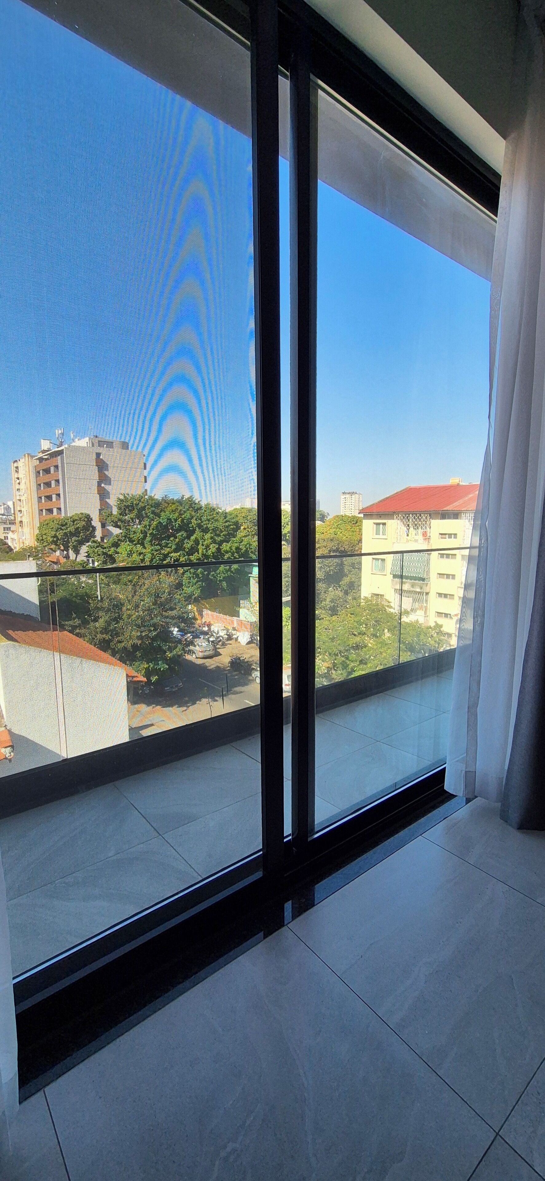 deluxe room | 1 bedroom, in-room safe, desk, laptop workspace