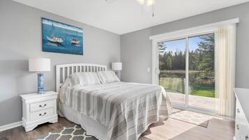 3 bedrooms, internet, bed sheets
