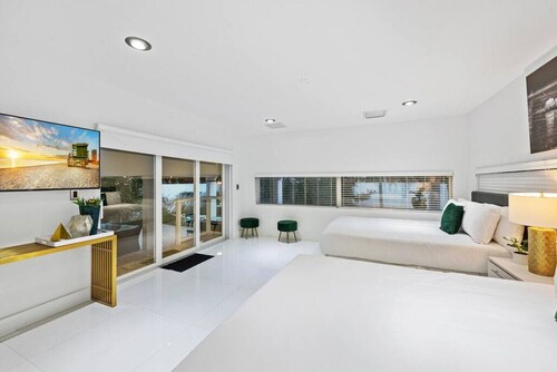 Modern SoBe Mansion with Poolside Cabana