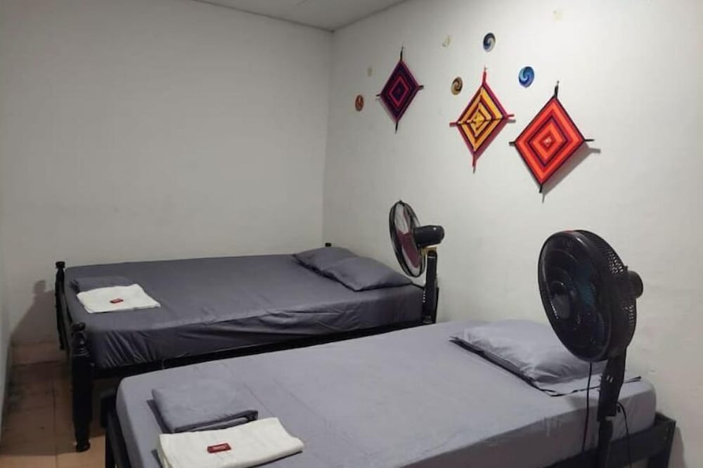 apt #5 comfortable and cozy in a strategic place
