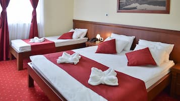 Standard Triple Room | Premium bedding, memory foam beds, in-room safe, desk