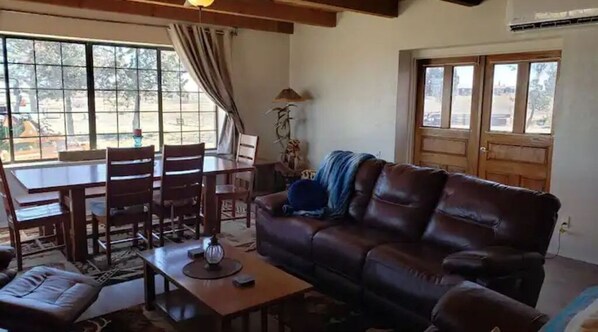 TV connectée, cheminée