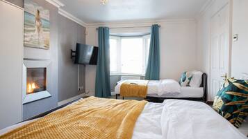 Rumah, kamar mandi pribadi | 5 kamar tidur