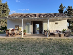 Outdoor dining - Casa Rústica en Marbella, Ubicación Inmejorable! (AN)