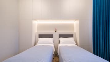 2 bedrooms, premium bedding, iron/ironing board, free WiFi