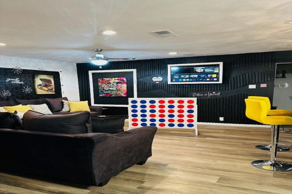 Social Retreat, Relax or Fun!
