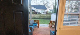 ⭐️Contemporary Upscale Family Villa in ❤️ of town ⚾️