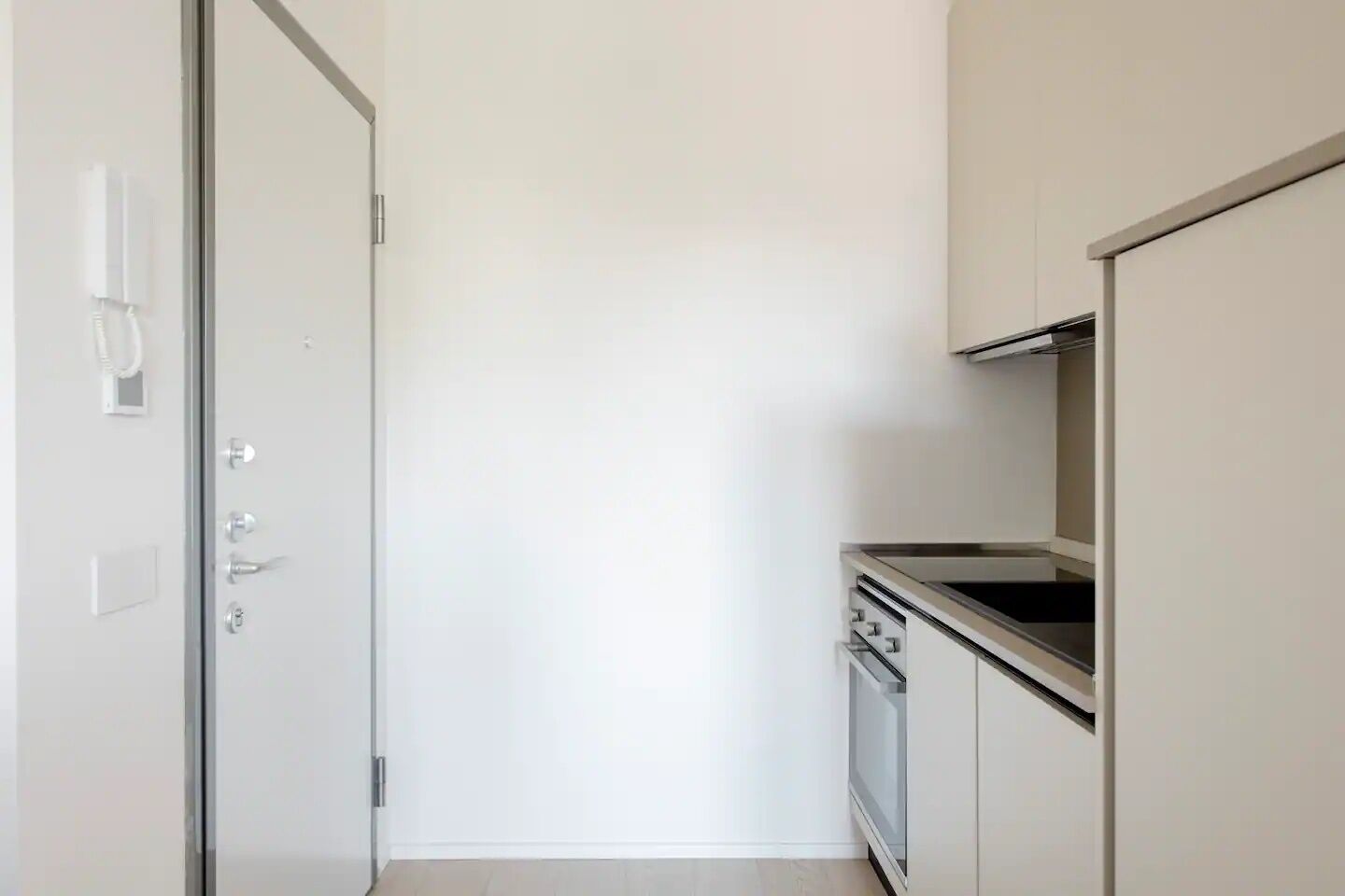 Kühlschrank, Ofen, Herdplatte, Geschirrspüler