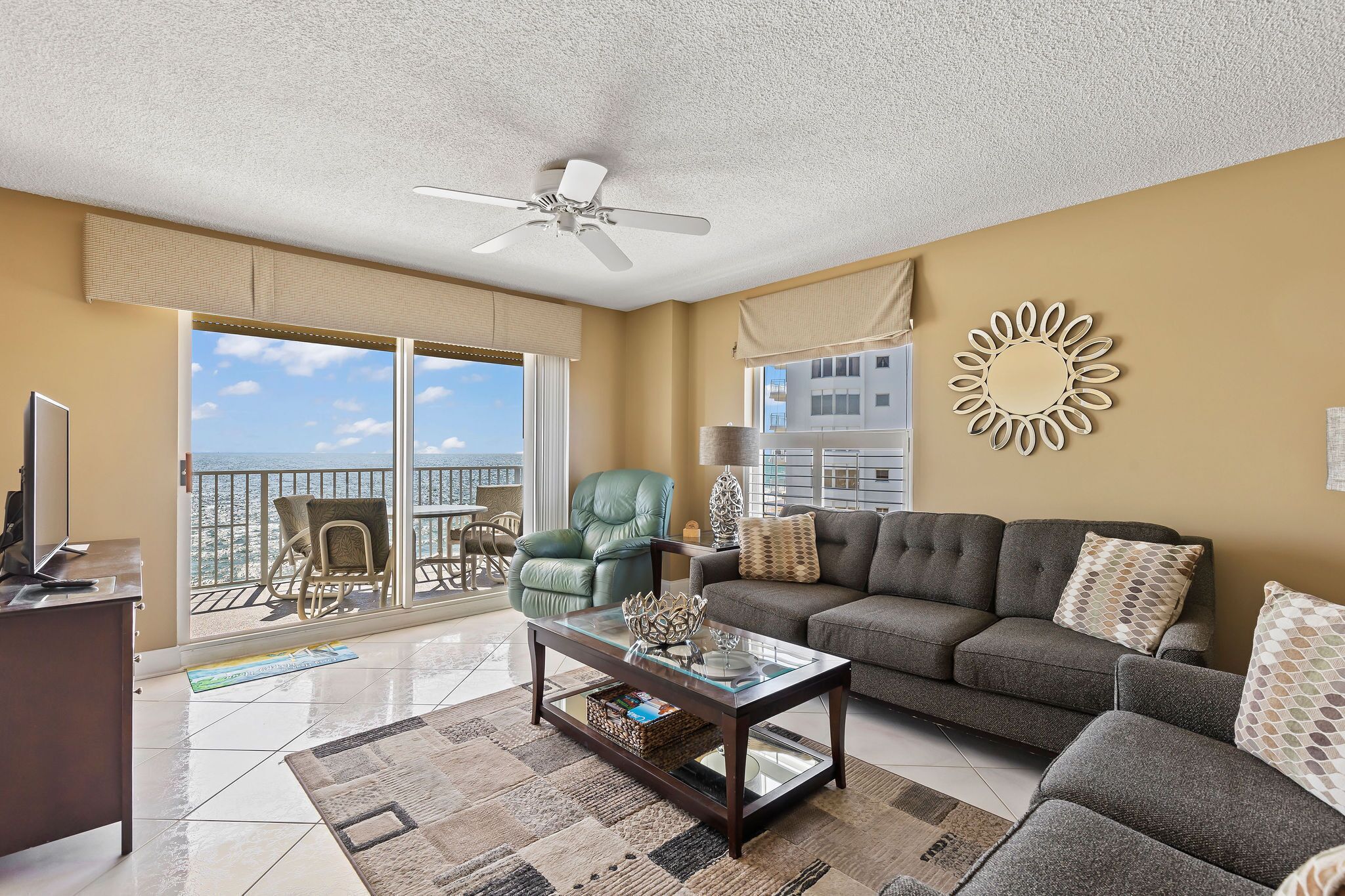 Blue Heron Seawinds, Oceanfront Luxurious Private Breathtaking View Ormond Beach