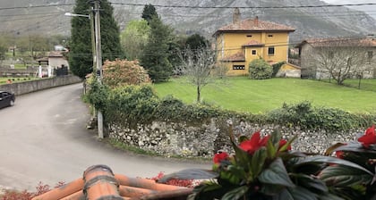THE HOUSES OF MÍA 1 QUINTANA DE LLANES