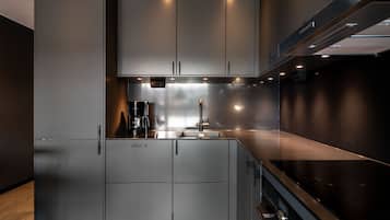 Apartment | Private kitchen | Fridge, microwave, oven, stovetop