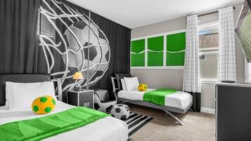 5 bedrooms, travel crib, WiFi, bed sheets