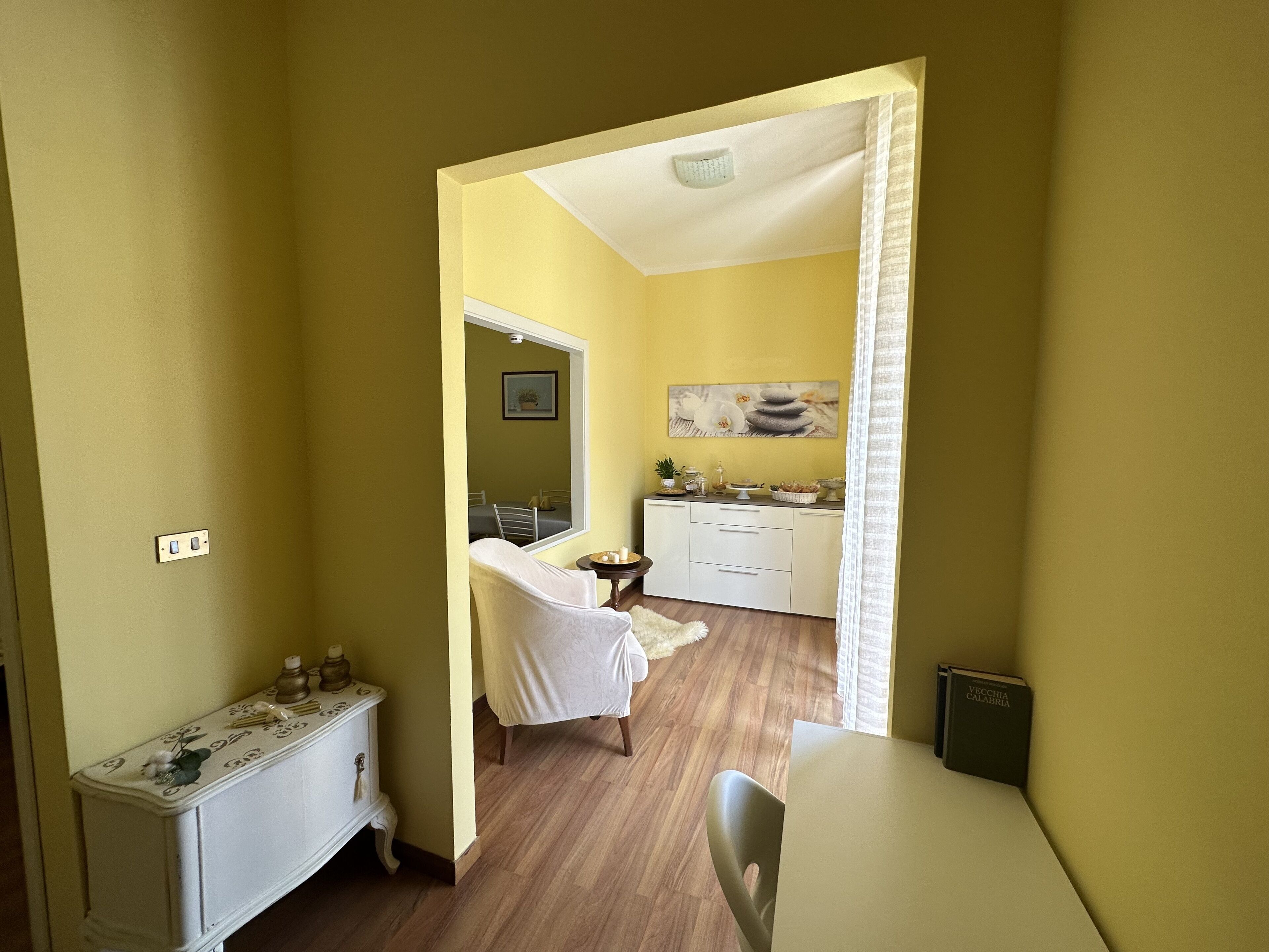 City Sunsets Apartments Lamezia center a few minutes from the sea and the thermal baths,