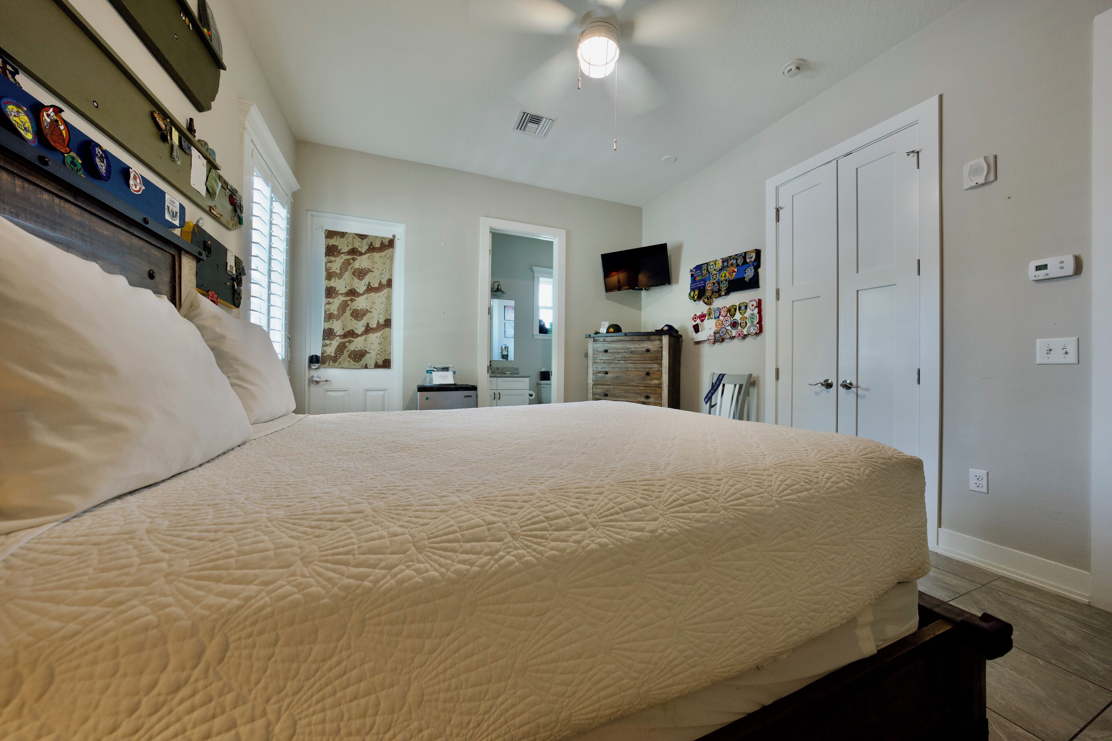 Key West Style Apartment - with pool/hot-tub