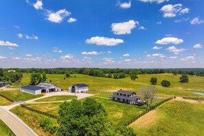 Exterior - Quiet Kentucky Vacation Rental w/ Hot Tub (Berry)