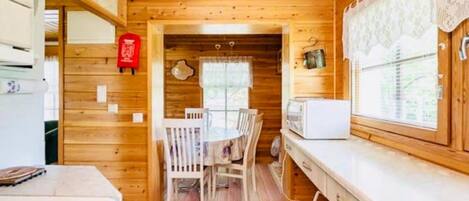 Fridge, microwave, oven, coffee/tea maker