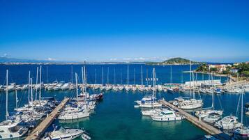 Apartment, 2 Bedrooms, Balcony, City View | Marina