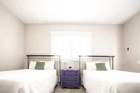 Dunedin Apartment