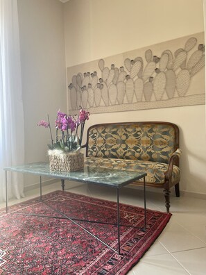 54-inch Smart TV with cable channels, TV