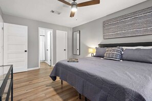 2 bedrooms, iron/ironing board, free WiFi, bed sheets