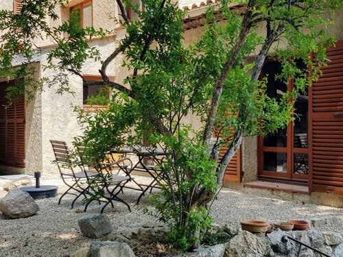 La Brise, Provencal apartment in Vence