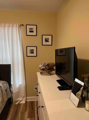 1 soverom, sengetøy og rullestolvennlig