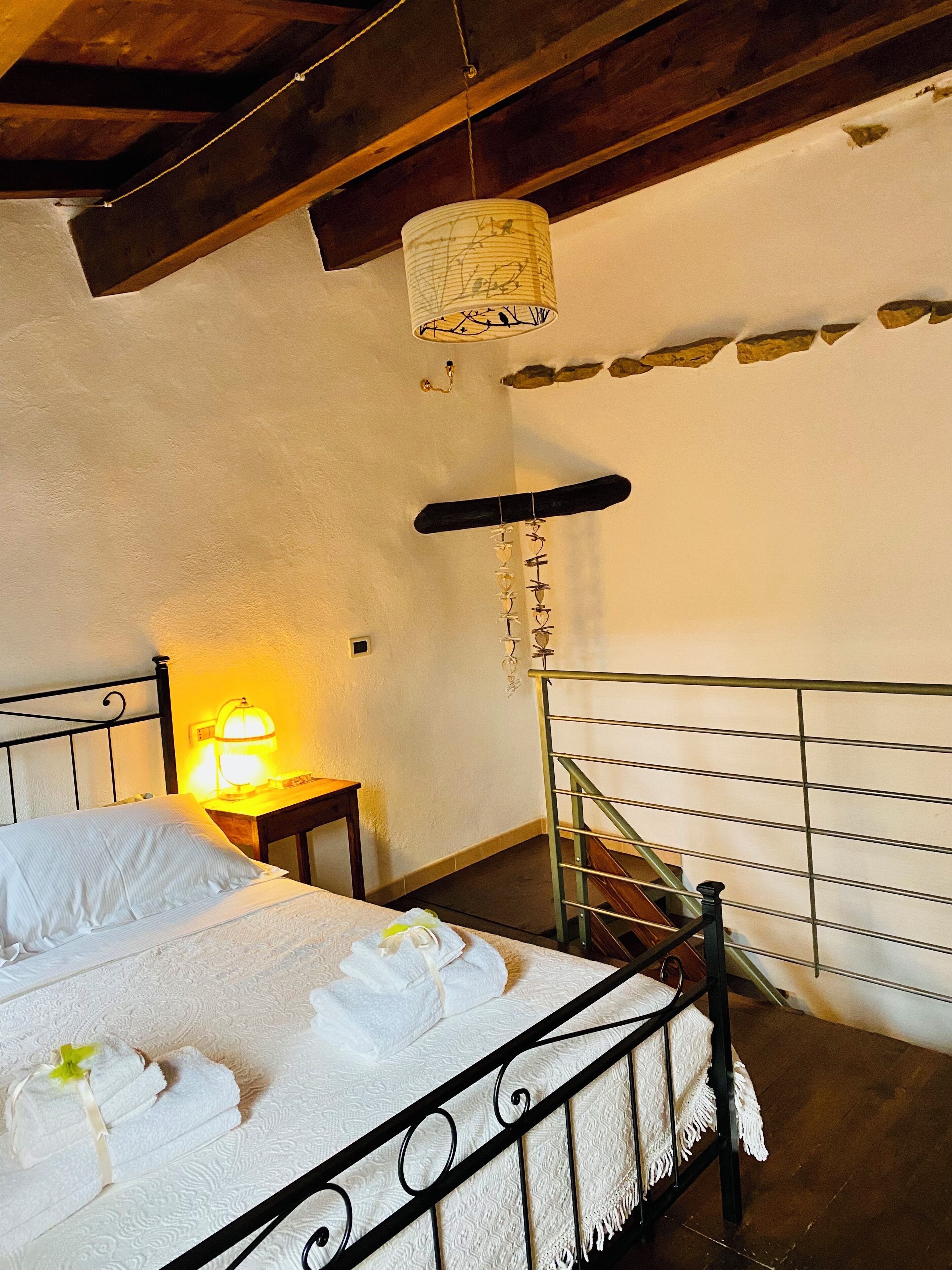1 bedroom, travel cot, bed sheets