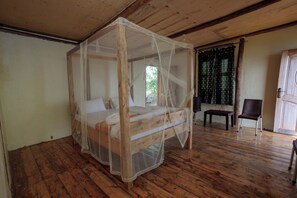 Room - lake mwamba lodge (Fort Portal)