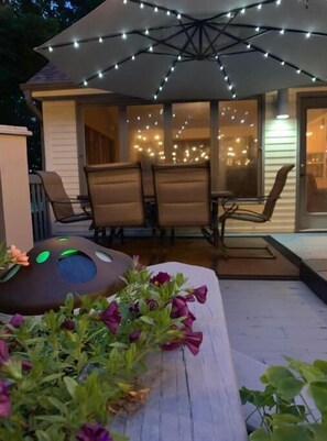 Outdoor dining