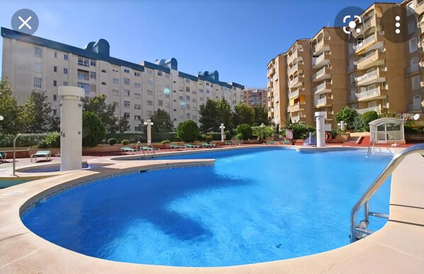 Piscine extérieure