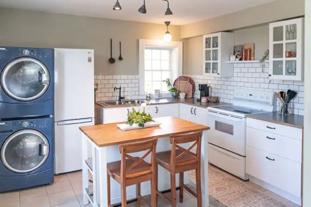 The Annex- cozy cottage in Merrickville village