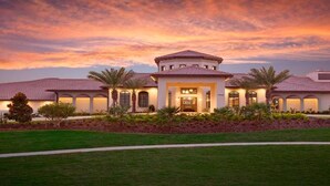 Unclassified image, 2 of 38, button - Family 4BR House Free Waterpark, Golf Near Disney (Kissimmee)