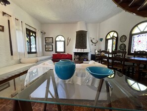 Nhà, 2 phòng ngủ, ban công, quang cảnh vườn | Khu ăn uống