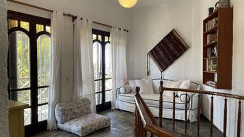 House, 2 Bedrooms, Balcony, Garden View | 2 bilik tidur