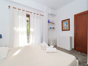 2 bedrooms - Spacious Maisonette on the "eu Blue Beach" of Kalogria in Sithonia, Greece Num1 (Sithonia)