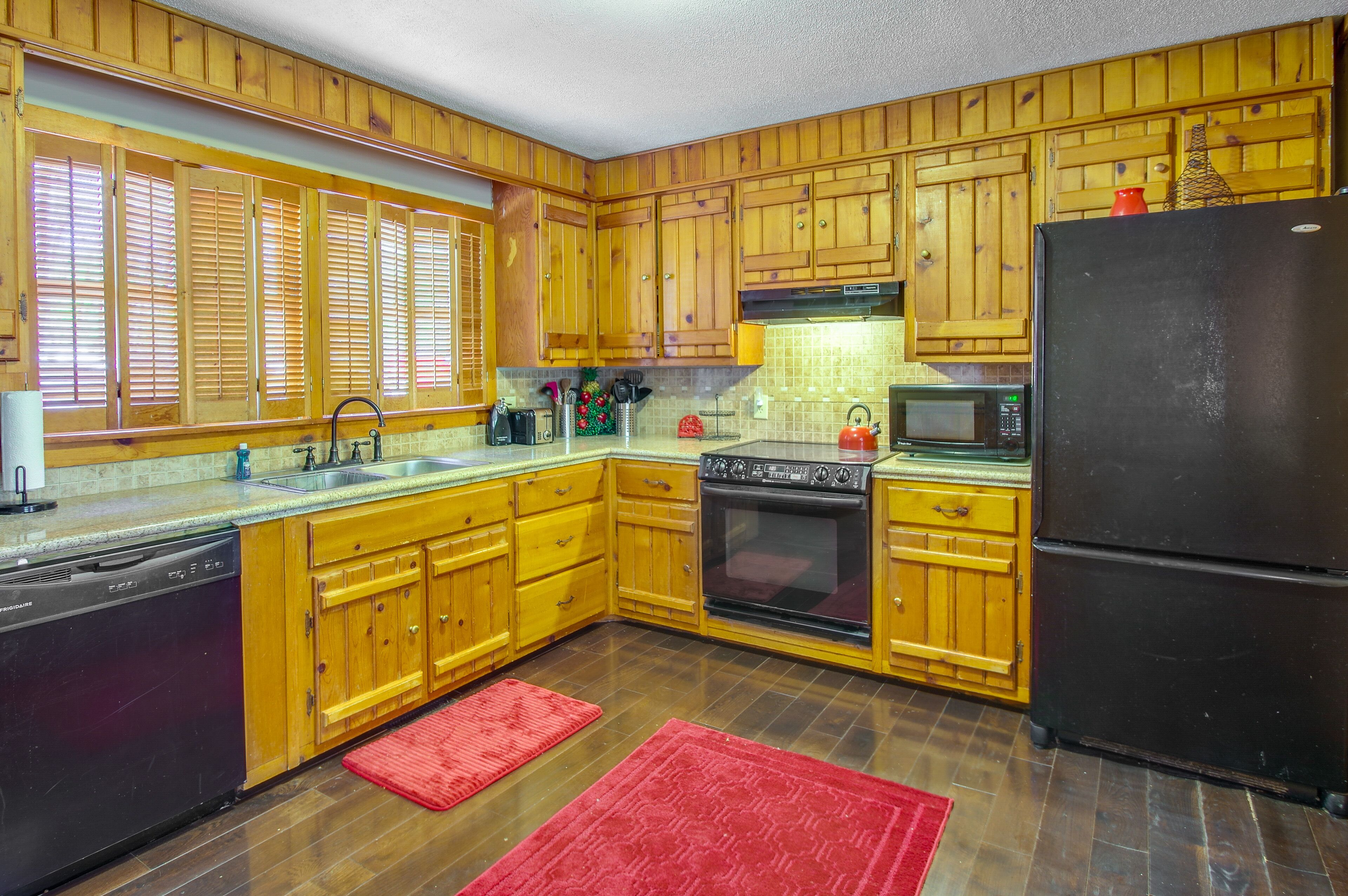 Cozy Moneta Getaway Near Smith Mountain Lake!