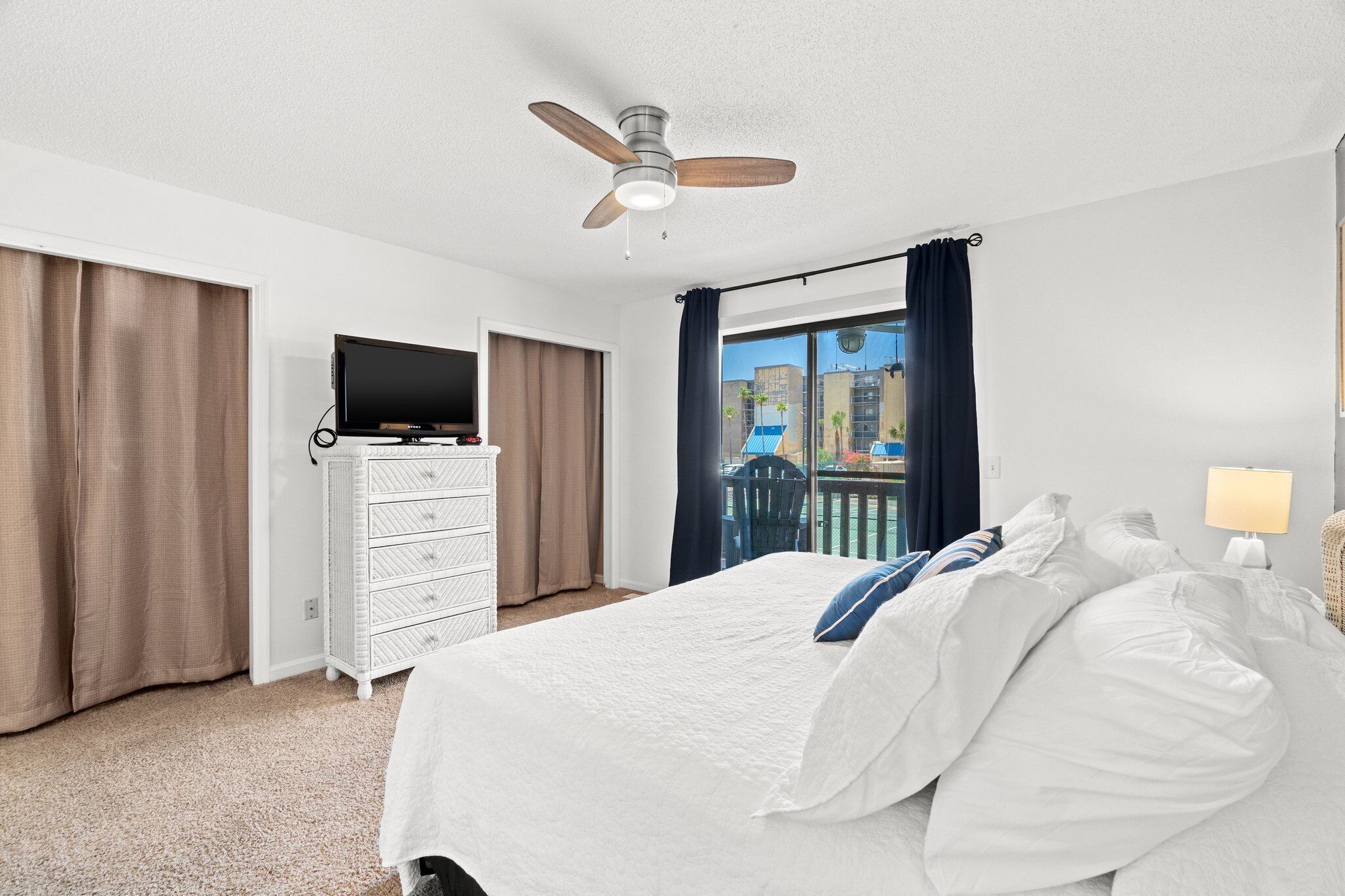 Walk To Beach/Family Friendly/Pool