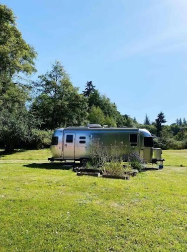The Simple Life - camp space w/wi-fi & flexibility