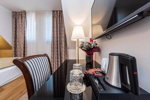 1 habitación, caja de seguridad en la habitación, wifi y ropa de cama 