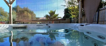 Cottage Enjoy Premium et son Spa Privatif