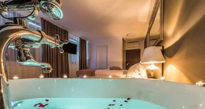 Plitvice Falls Cottage - Elegant Room near Plitvice Lakes