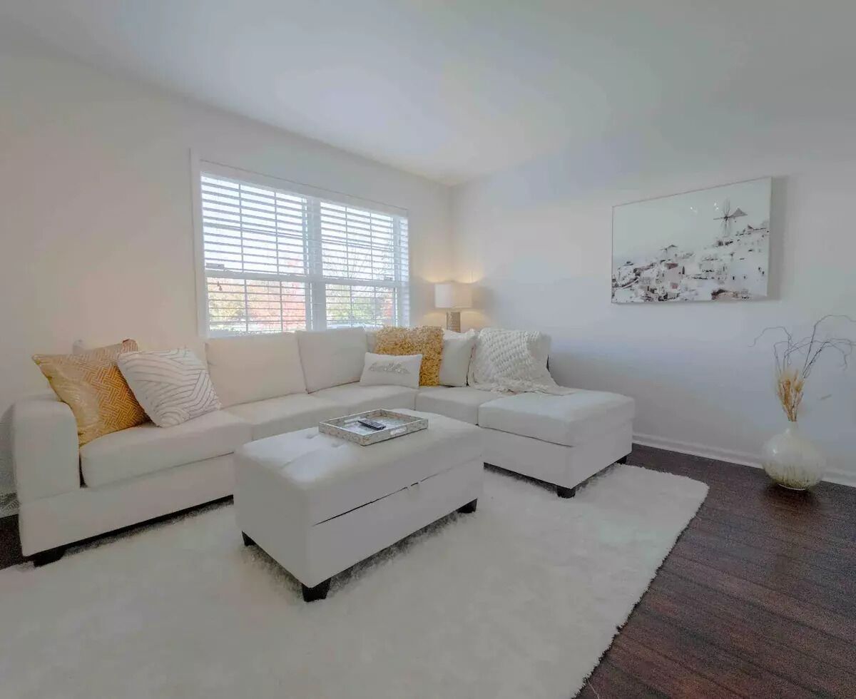 Cheerful, cozy home in the heart of Amish country!